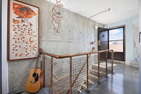 Photo 10 at 702 - 665 Kennedy Road, Kennedy Park, Toronto