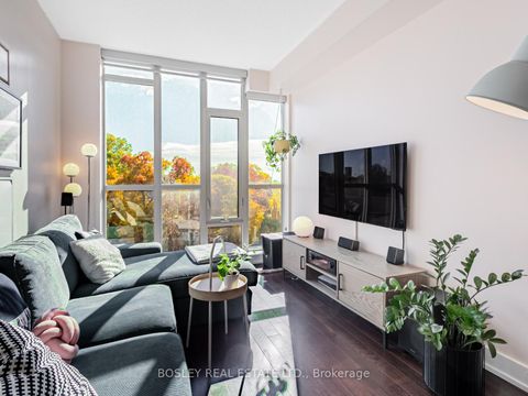 Photo 2 at 605 - 1638 Bloor Street W, High Park North, Toronto