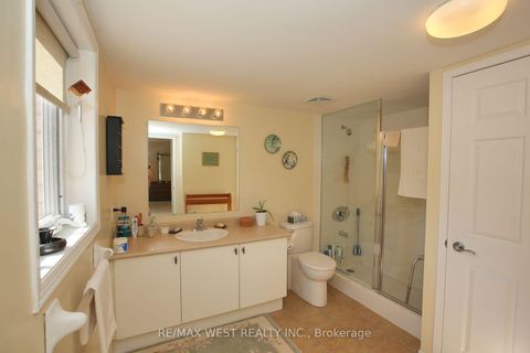 Photo 15 at 223 - 32 Church Street, Schomberg, King