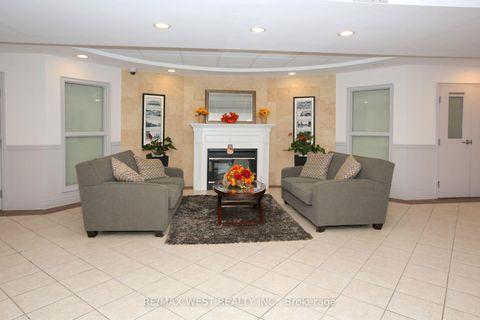 Photo 20 at 223 - 32 Church Street, Schomberg, King