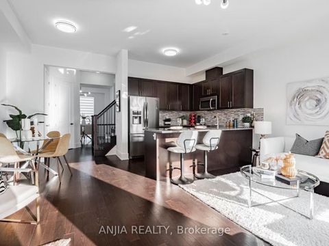 Photo 6 at 9140 Bathurst Street, Patterson, Vaughan