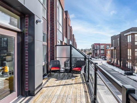 Photo 18 at 9140 Bathurst Street, Patterson, Vaughan