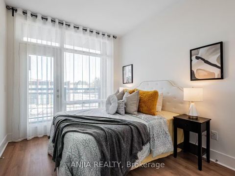 Photo 21 at 9140 Bathurst Street, Patterson, Vaughan