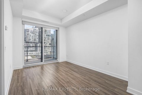 Photo 9 at 818 - 9 Tecumseth Street E, Niagara, Toronto