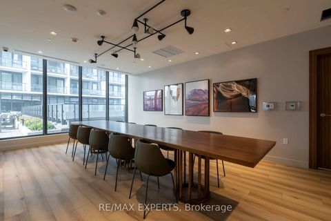 Photo 21 at 818 - 9 Tecumseth Street E, Niagara, Toronto