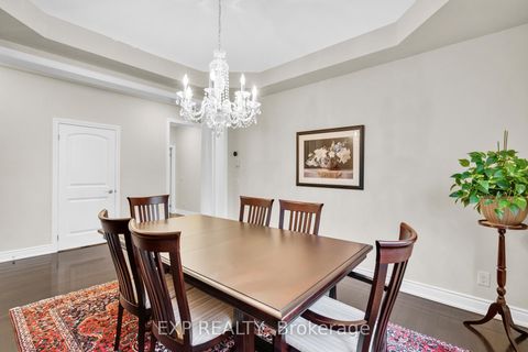 Photo 10 at 6 Mcmahon Court, Oak Ridges, Richmond Hill
