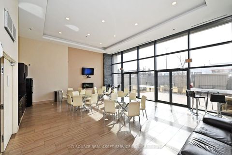 Photo 33 at 919 - 12 Woodstream Boulevard, Vaughan Grove, Vaughan