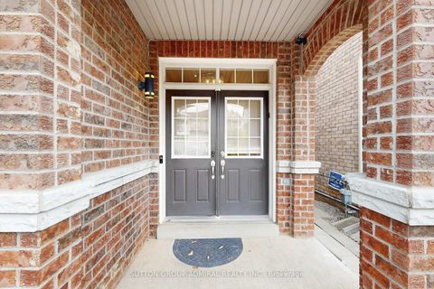 Photo 2 at 106 Big Hill Crescent, Patterson, Vaughan