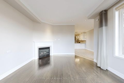 Photo 6 at 106 Big Hill Crescent, Patterson, Vaughan