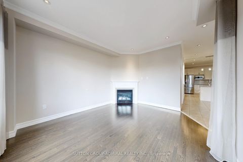 Photo 7 at 106 Big Hill Crescent, Patterson, Vaughan