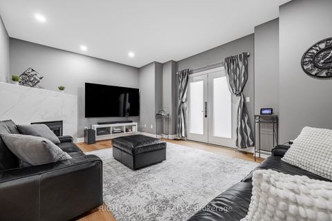 Photo 5 at 488 Royalpark Way, Elder Mills, Vaughan