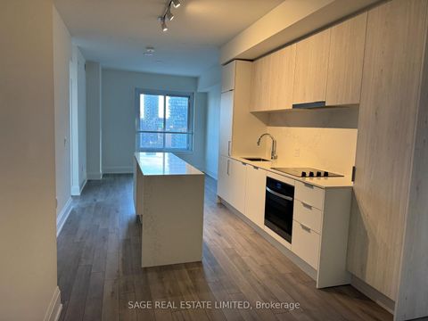 Photo 6 at 907 - 89 Church Street, Yonge Corridor, Toronto