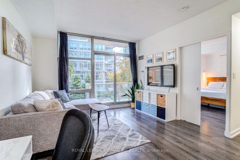 Photo 4 at M09 - 9 Spadina Avenue, Waterfront Communities C1, Toronto