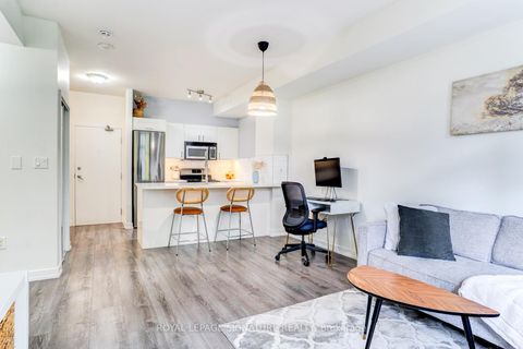 Photo 5 at M09 - 9 Spadina Avenue, Waterfront Communities C1, Toronto