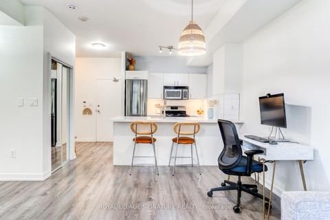 Photo 12 at M09 - 9 Spadina Avenue, Waterfront Communities C1, Toronto