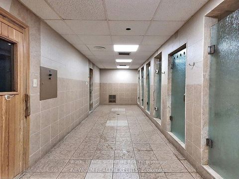 Photo 14 at 2812 - 7 Concorde Place, Don Mills, Toronto