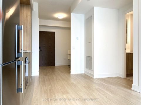 Photo 14 at 2901 - 30 Inn On The Park Drive, Don Mills, Toronto