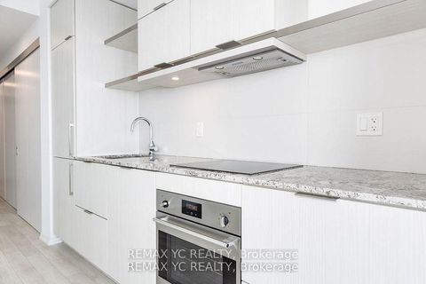 Photo 7 at 5104 - 197 Yonge Street, Yonge Corridor, Toronto