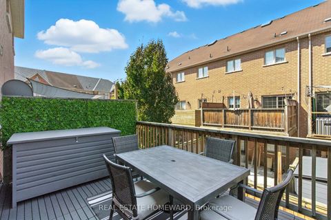 Photo 12 at 4 Isaac Devins Avenue, East Woodbridge, Vaughan