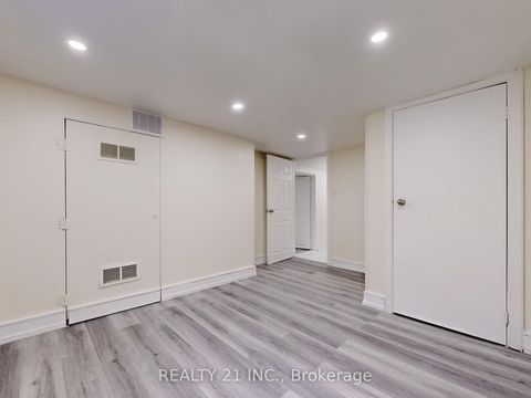 Photo 34 at 98 Natal Avenue, Cliffside, Toronto