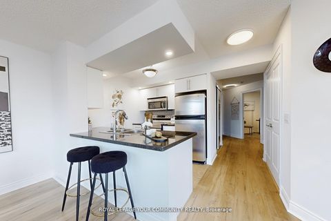 Photo 11 at 1719 - 500 Doris Avenue, Willowdale East, Toronto