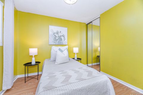 Photo 20 at 37 Ambercroft Boulevard, Steeles, Toronto