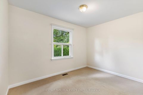 Photo 11 at 16 Everingham Court, Newtonbrook East, Toronto