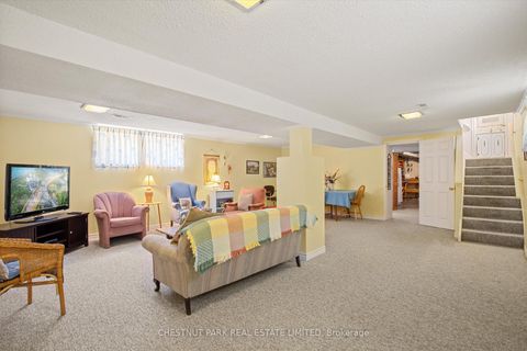 Photo 14 at 16 Everingham Court, Newtonbrook East, Toronto