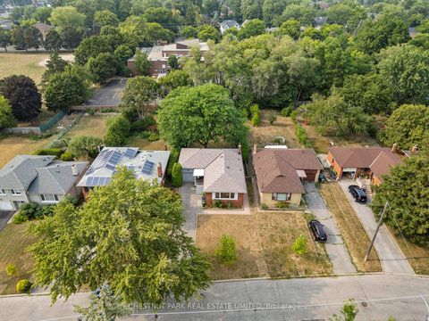 Photo 19 at 16 Everingham Court, Newtonbrook East, Toronto