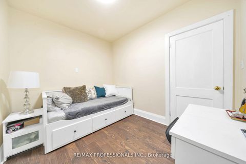 Photo 12 at 38 Nickle Street, Mount Dennis, Toronto