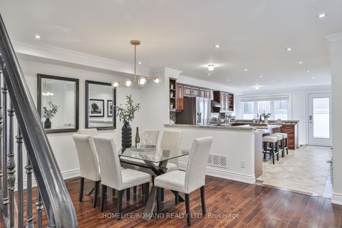 Photo 7 at 20 Harlton Crescent, Eglinton West, Toronto