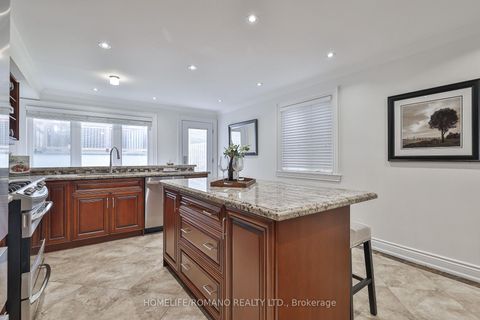 Photo 15 at 20 Harlton Crescent, Eglinton West, Toronto