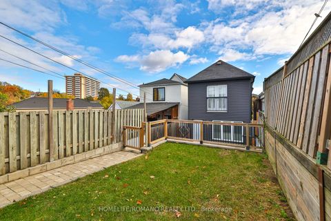 Photo 39 at 20 Harlton Crescent, Eglinton West, Toronto