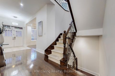 Photo 18 at 17 Tarmack Drive, Jefferson, Richmond Hill