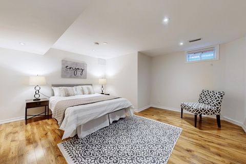 Photo 34 at 17 Tarmack Drive, Jefferson, Richmond Hill