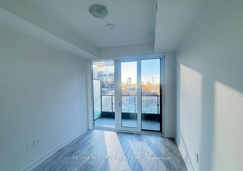 Photo 4 at 706 - 70 Princess Street, Waterfront Communities C8, Toronto