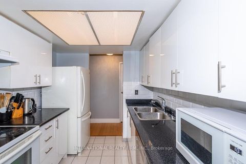 Photo 14 at 306 - 1 Rowntree Rd Road, Jamestown, Toronto