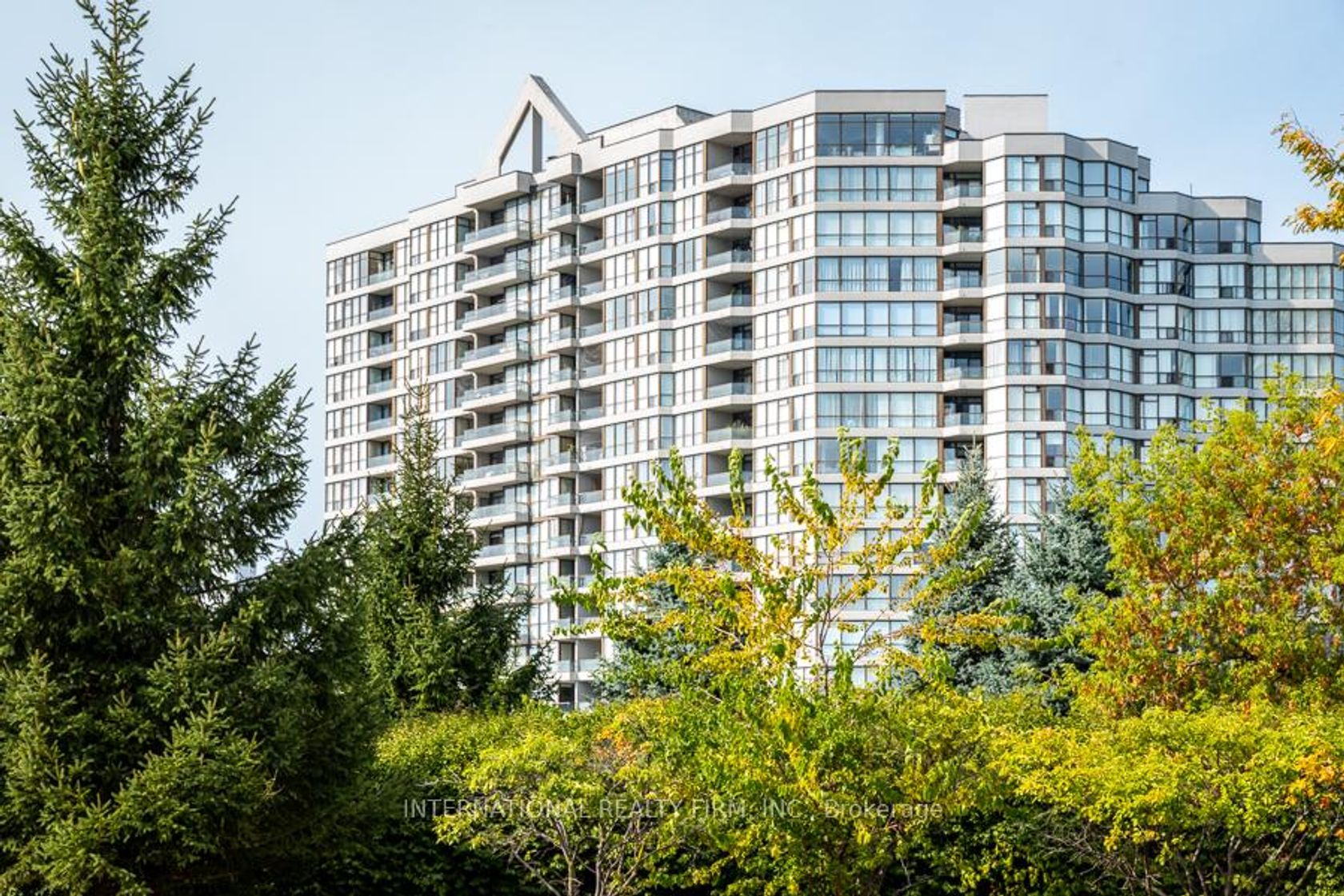 306 - 1 Rowntree Rd Road, Jamestown, Toronto 