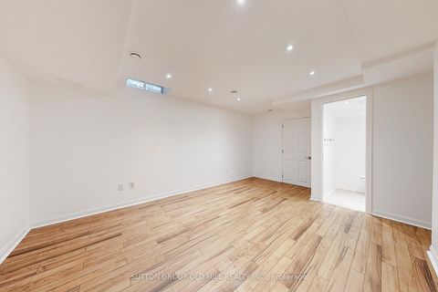 Photo 35 at 29 Yachters Lane, Mimico, Toronto