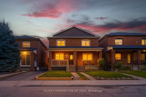 Photo 0 at 18 Greyton Crescent, Oakwood Village, Toronto