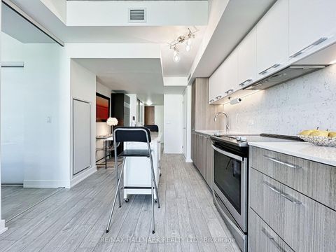 Photo 20 at 721 - 30 Baseball Place, South Riverdale, Toronto