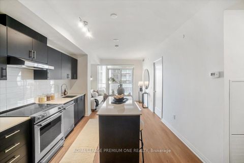 Photo 7 at 2102 - 8960 Jane Street, Concord, Vaughan