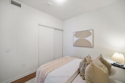 Photo 14 at 2102 - 8960 Jane Street, Concord, Vaughan