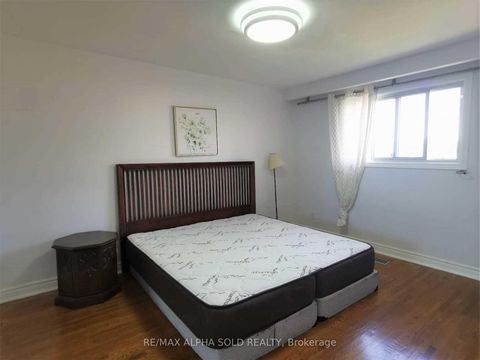 Photo 8 at 155 Edmonton Drive, Pleasant View, Toronto