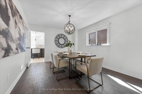 Photo 6 at 2938 Mulberry Drive, CV Clearview, Oakville