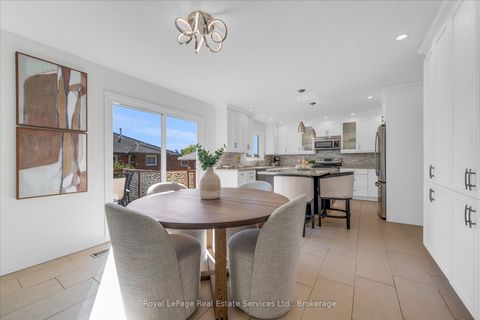 Photo 14 at 2938 Mulberry Drive, CV Clearview, Oakville