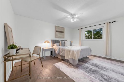 Photo 22 at 2938 Mulberry Drive, CV Clearview, Oakville