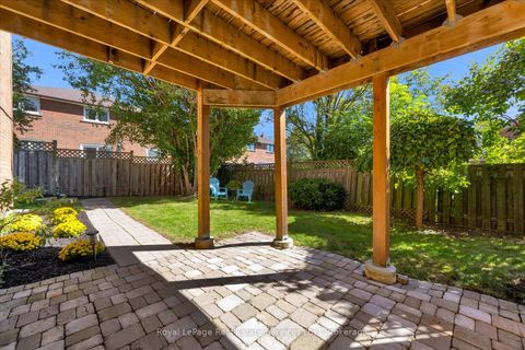 Photo 40 at 2938 Mulberry Drive, CV Clearview, Oakville