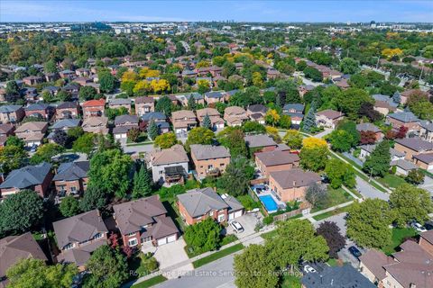 Photo 47 at 2938 Mulberry Drive, CV Clearview, Oakville