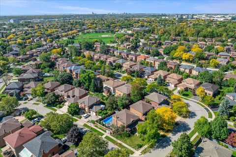 Photo 48 at 2938 Mulberry Drive, CV Clearview, Oakville